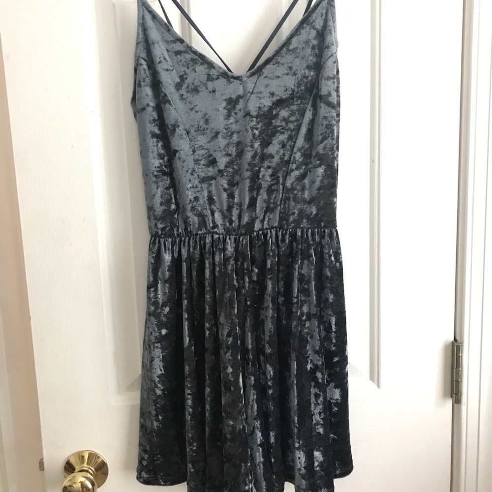 XHILARATION BLUE VELVET ROMPER SIZE SMALL
